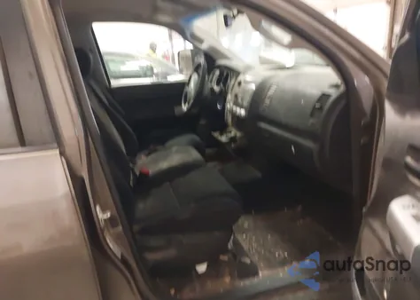 2008 Toyota Tundra Base 5.7L V8 z USA, uszkodzony, nr VIN 5TFCV54198X006591